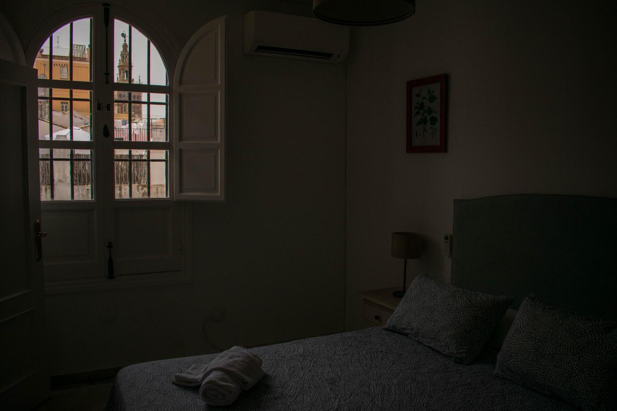 Sarah'S Home Севілья Екстер'єр фото